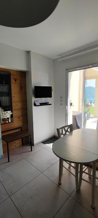 Chambre 2 Vue Lac Av Piscine Prunières Exteriér fotografie